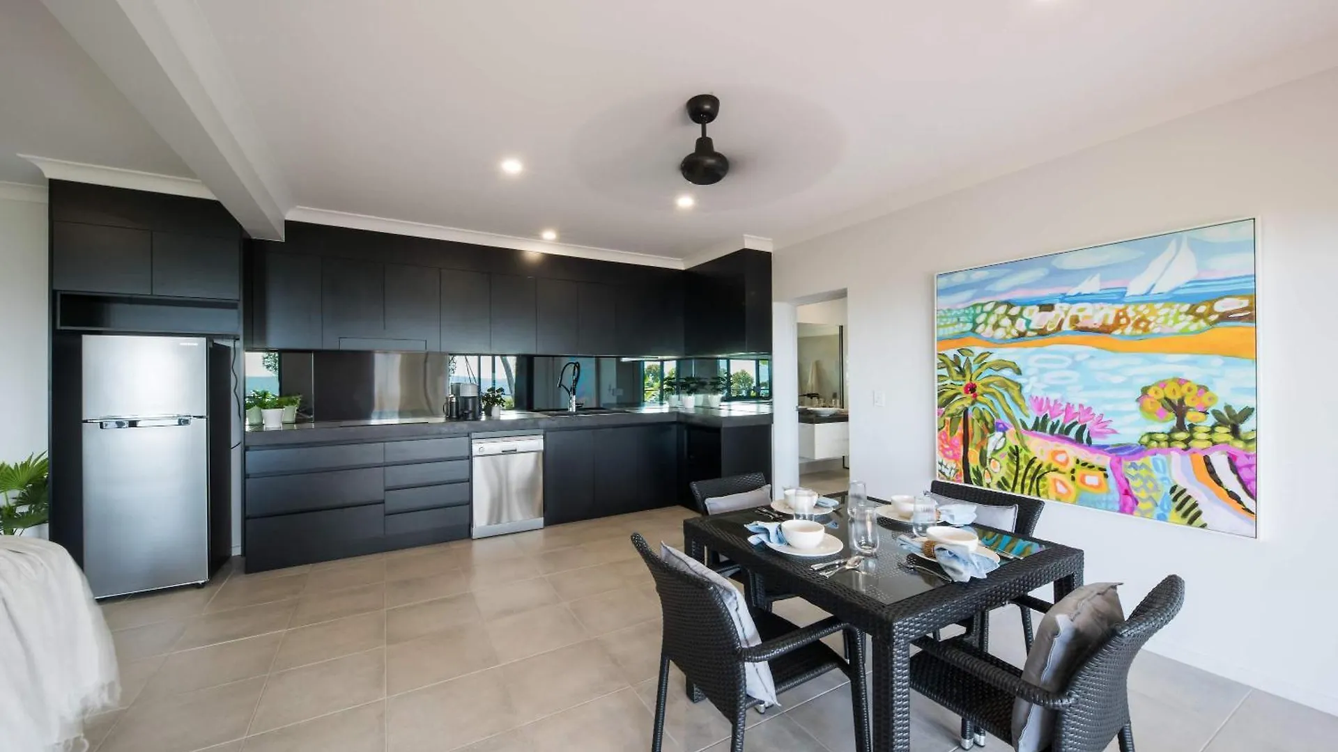 'Nine Islands' Airlie Beach Luxury Holiday Home With Ocean Views