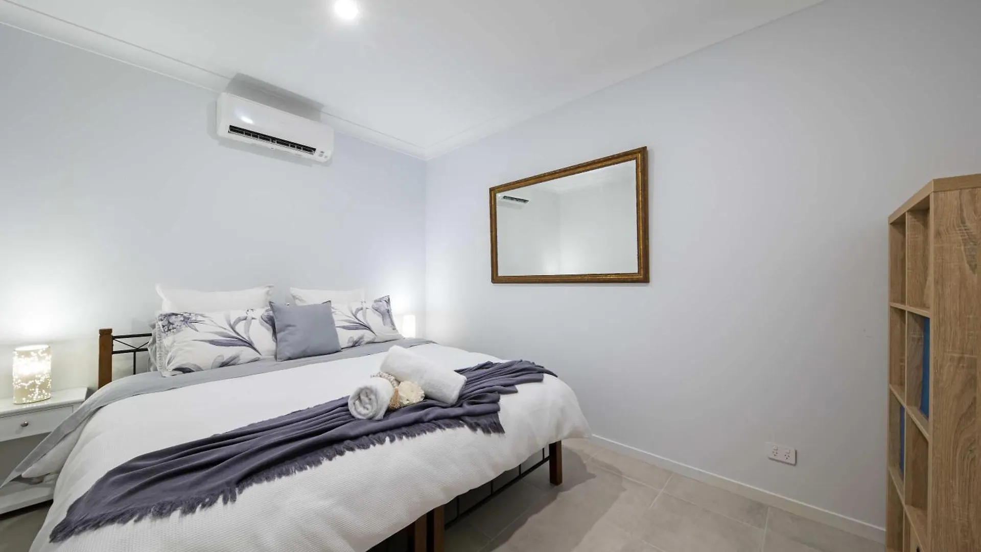 'Nine Islands' Airlie Beach Luxury Holiday Home With Ocean Views 0*,