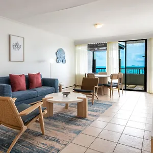 4* Resort At Water's Edge
